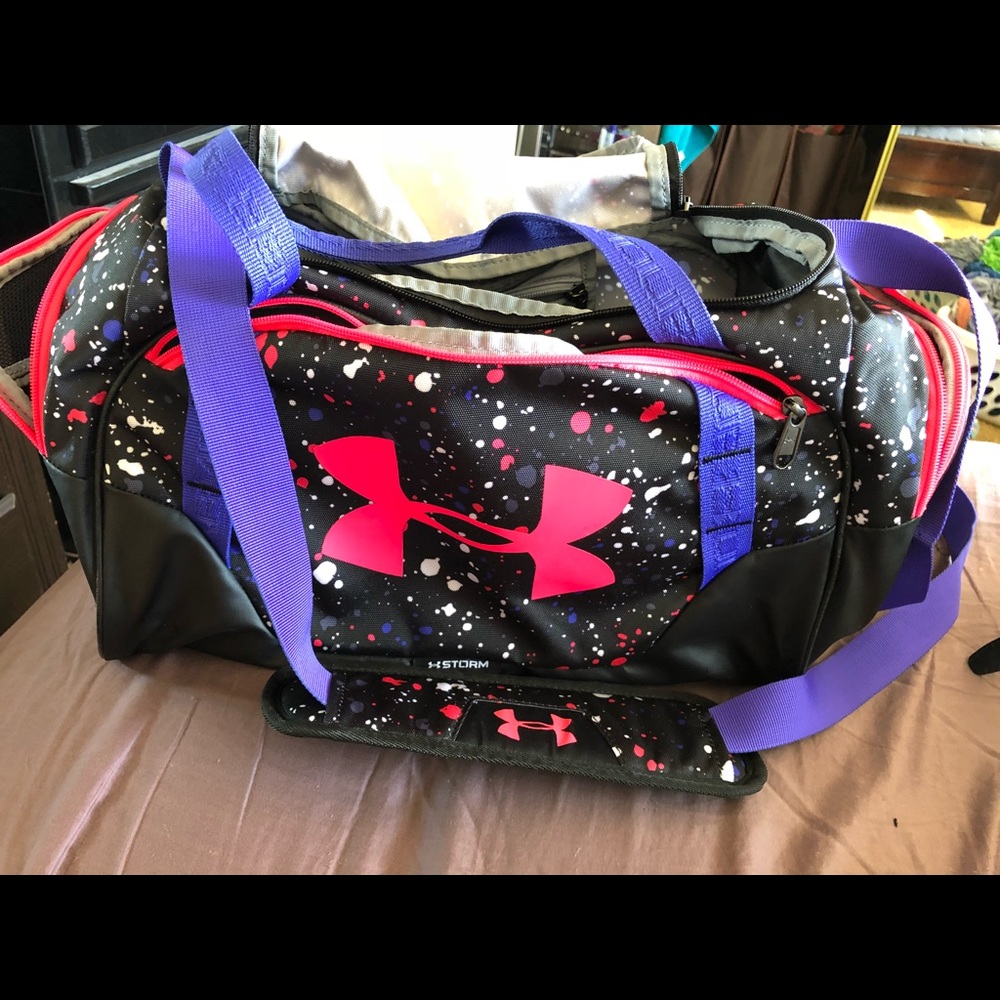 Under Armor Duffle Bag like new